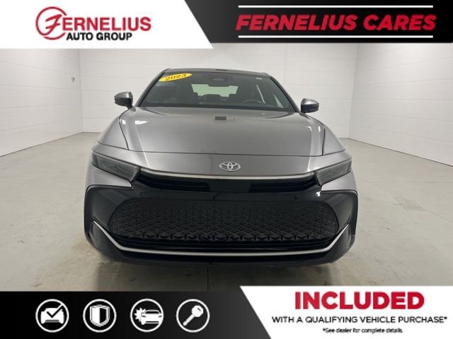 Used 2023 Gray Toyota XLE image 2