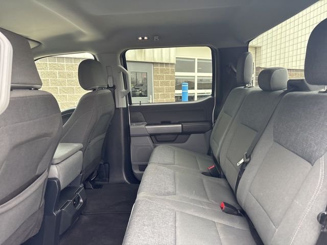 Used 2024 White Ford XLT image 34