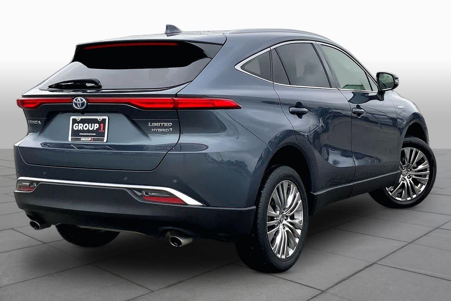 Used 2021 Coastal Gray Metallic Toyota Limited image 13