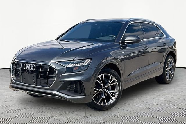 2023 Audi Q8 55 Premium Plus