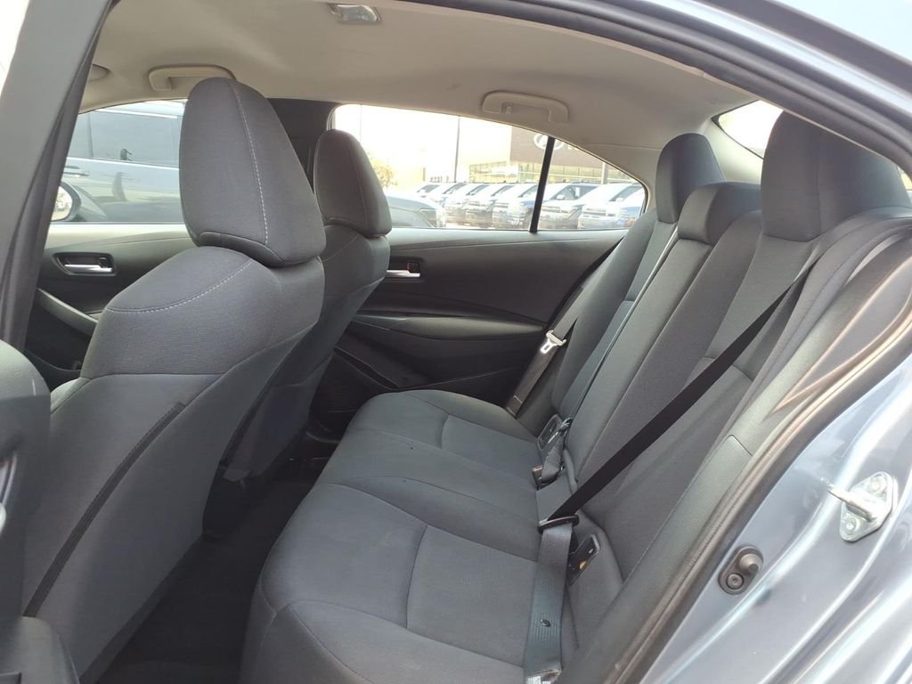 Used 2021  Toyota LE image 11