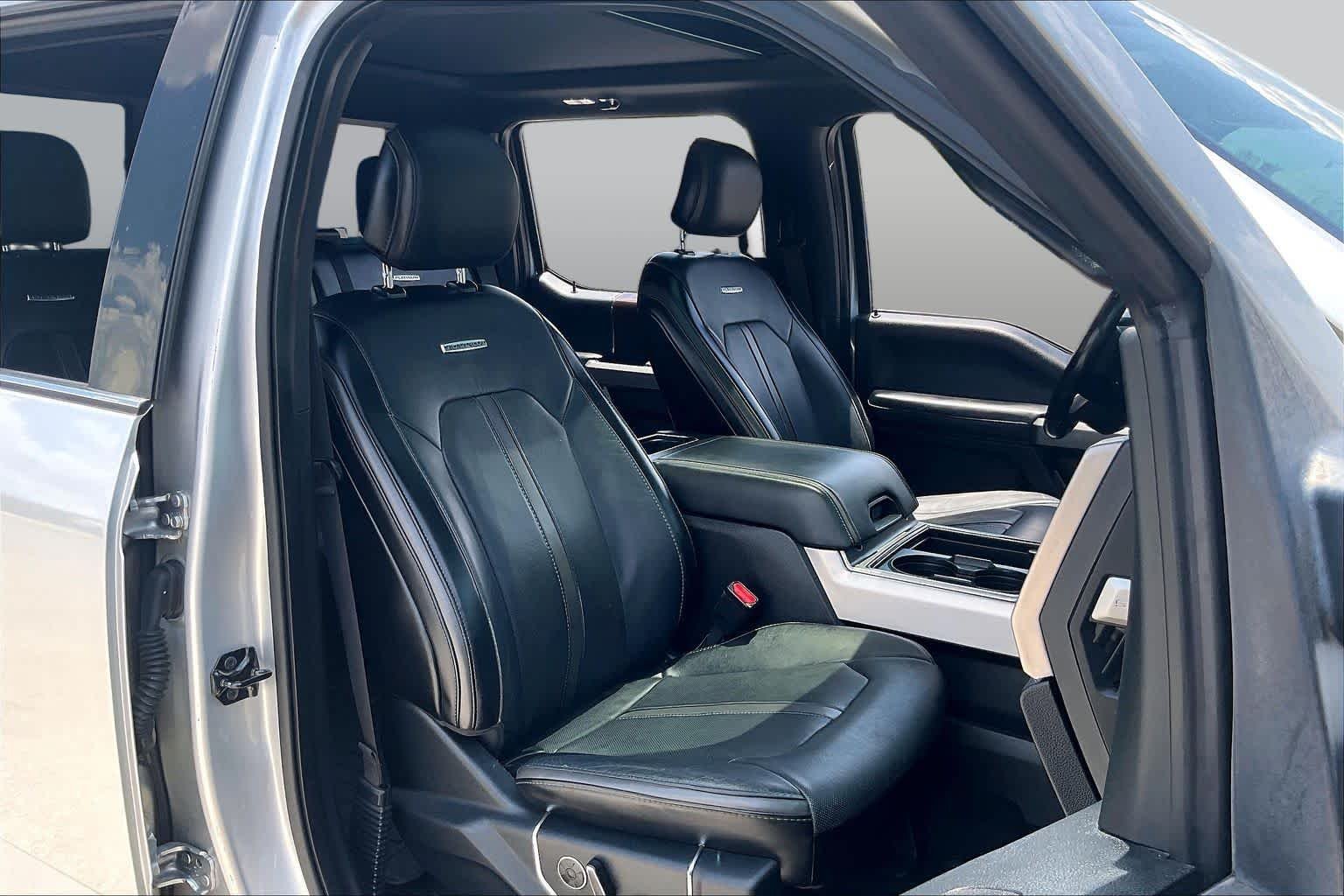 Used 2017 Ingot Silver Ford Platinum image 9