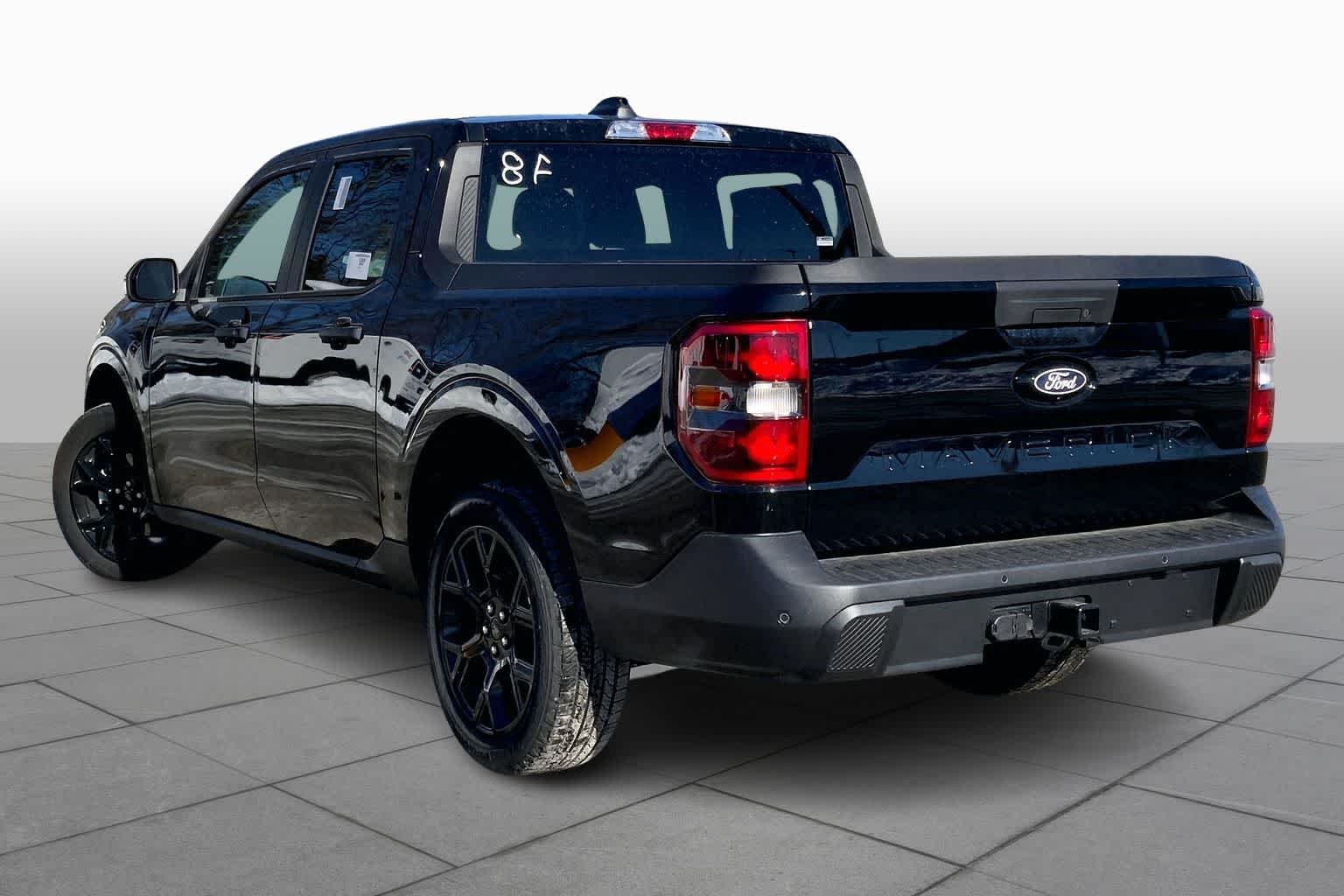 New 2026 Shadow Black Ford XLT image 3