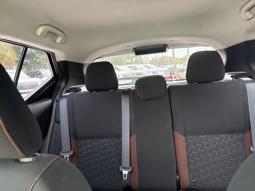 Certified Used 2021 White Nissan SR image 4