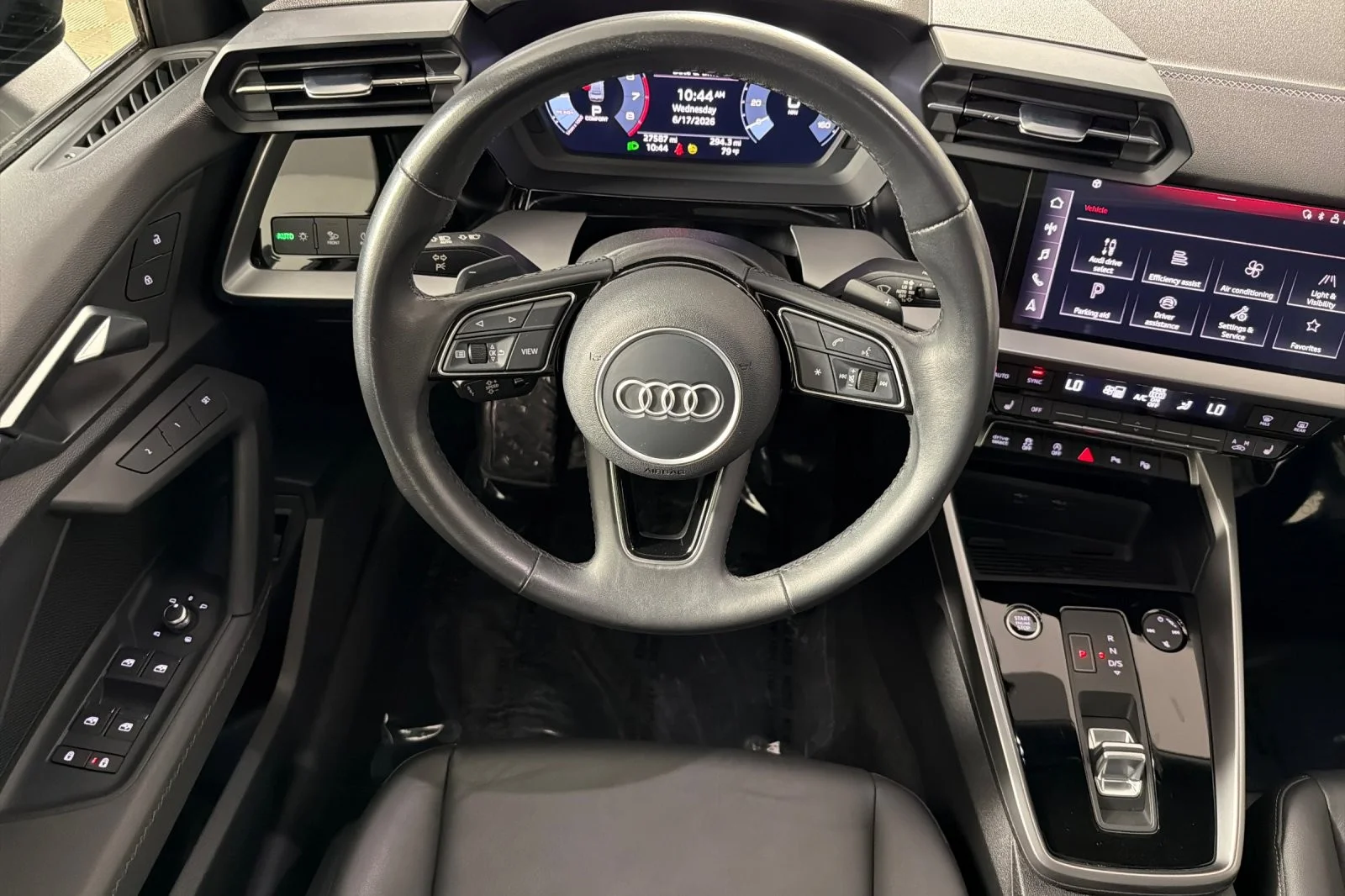 Used 2023 Brilliant Black Audi Premium 40 TFSI quattro image 13