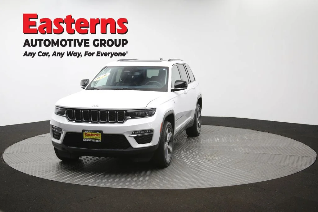 Used 2023 White Jeep 4xe image 57