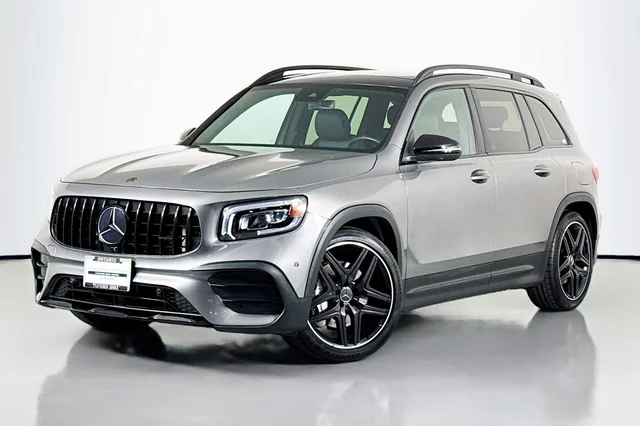2022 Mercedes-Benz GLB GLB 35 AMG 4MATIC's photo
