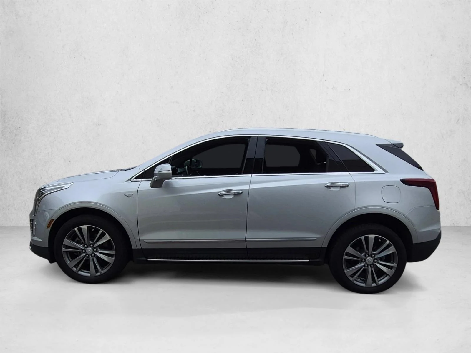 Pre-Owned 2020 Cadillac XT5 Premium Luxury FWD Sport Utility in