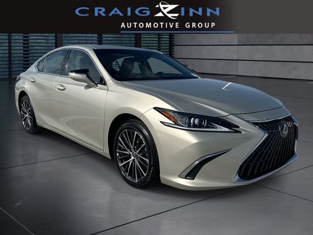 2025 Lexus ES