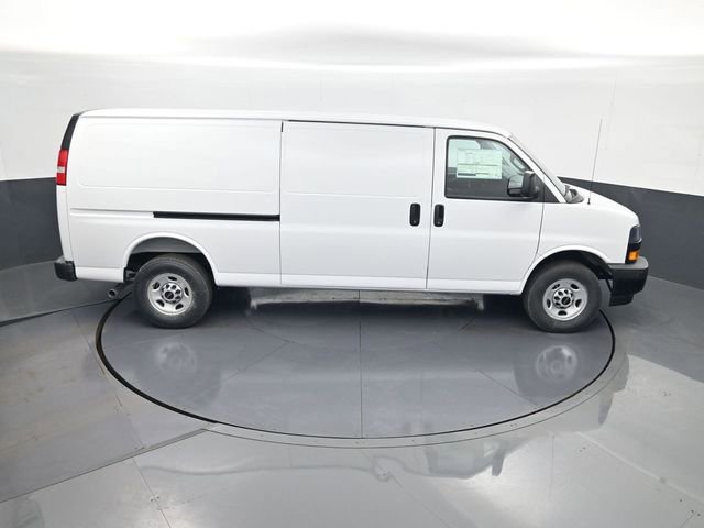 2026 GMC Savana Cargo Work Van - Photo 17