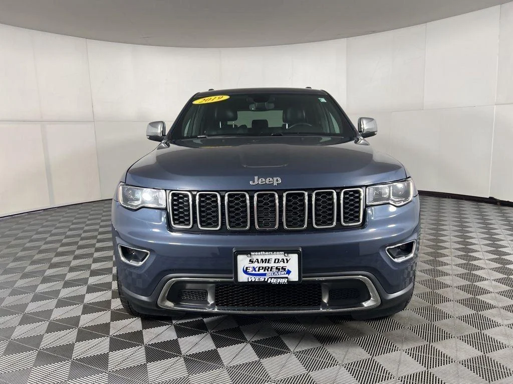 Used 2019 Pacific Blue Clearcoat Jeep Limited image 3