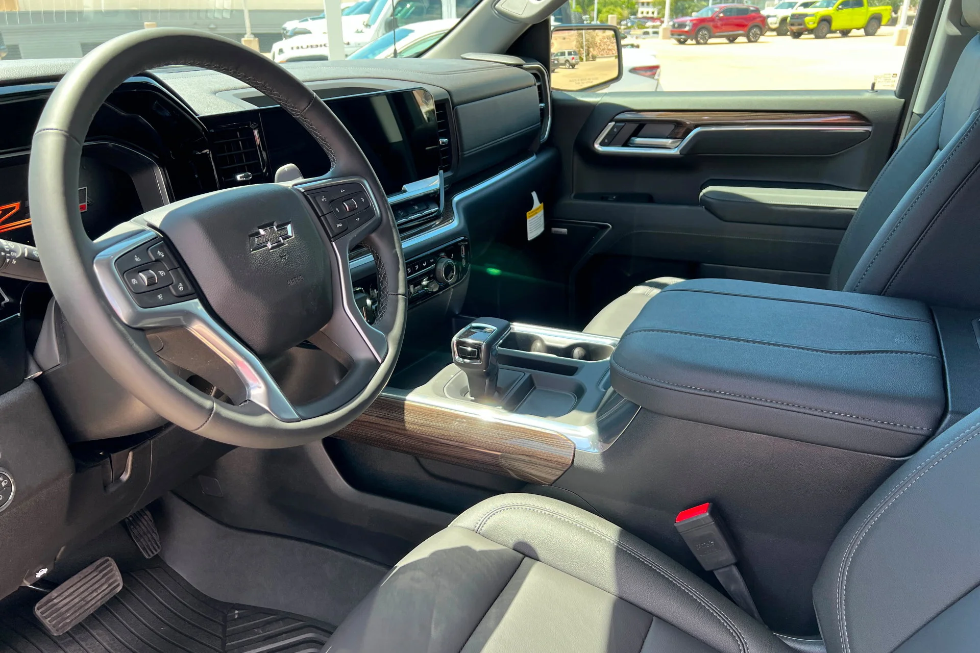 2026 Chevrolet Silverado 1500 RST - Photo 15