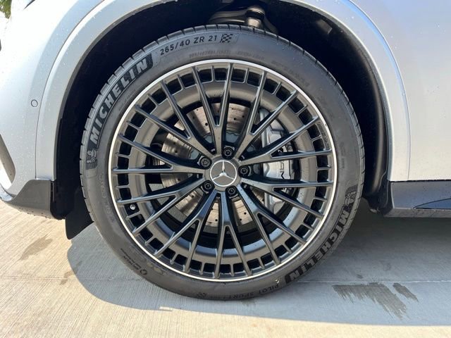 New 2026 MANUFAKTUR Cirrus Silver Magno Mercedes-Benz AMG® GLC 43 4MATIC® SUV image 34