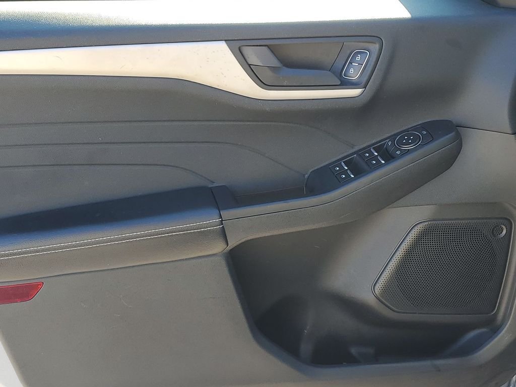 2022 Ford Escape S - Photo 29