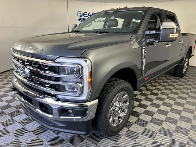 2027 Ford Super Duty F-250® Lariat®