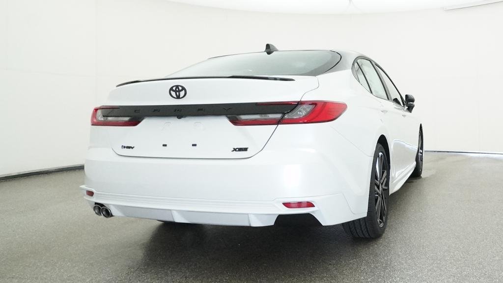 New 2026 Wind Chill Pearl with Midnight Black Metallic roof Toyota XSE image 21