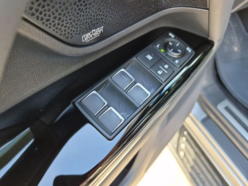 Used 2022 Silver Lexus 600 Premium image 20