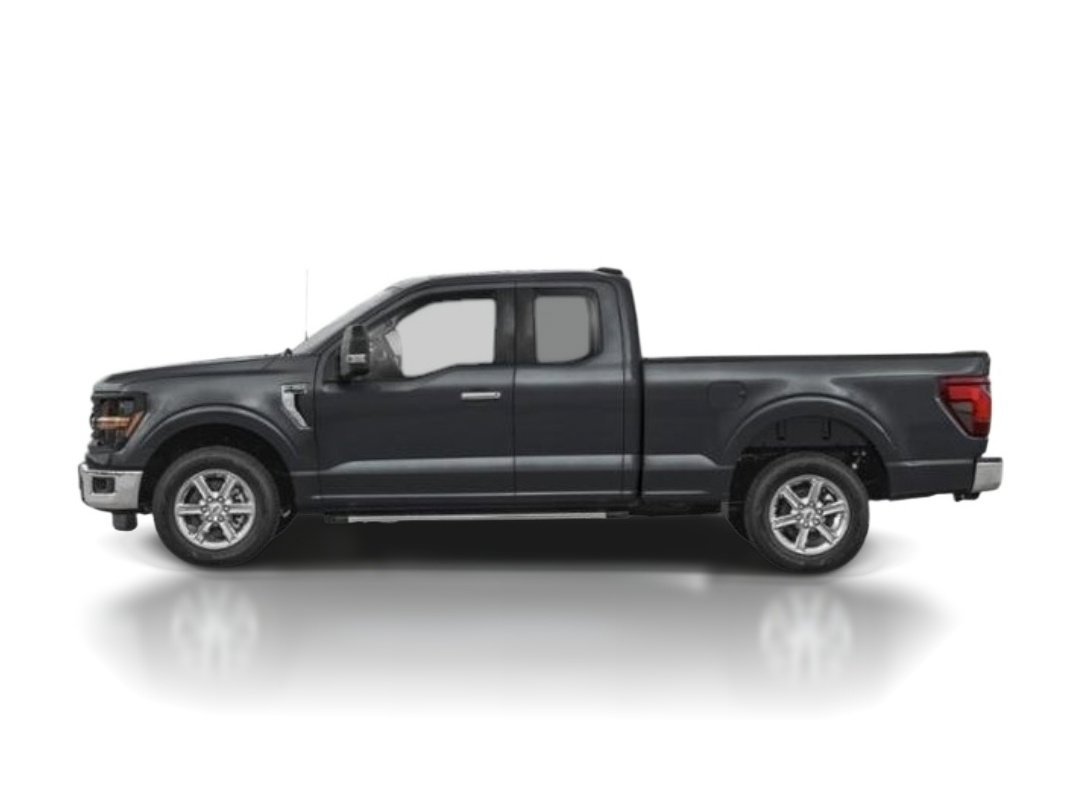 New 2026 Carbonized Gray Metallic Ford XLT image 3