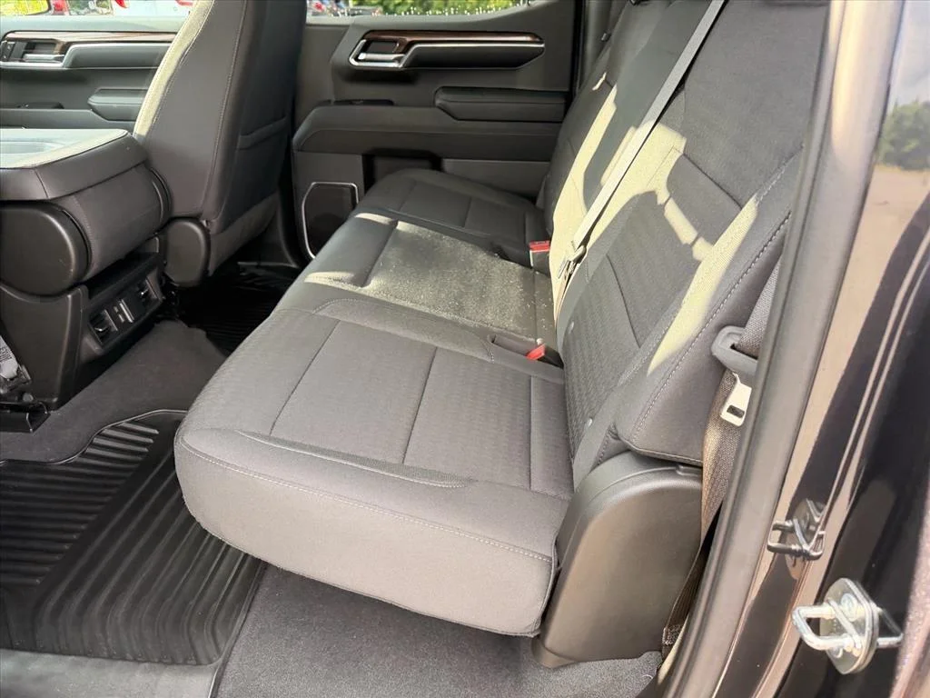 Used 2023 Black Chevrolet LT image 11