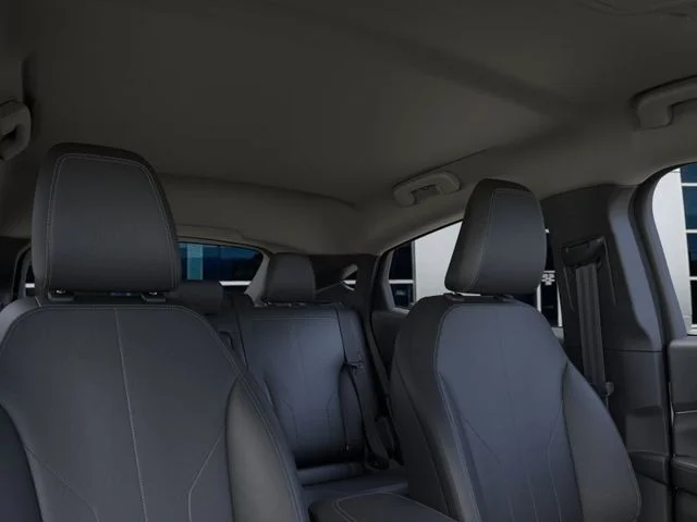New 2026 White Ford Select image 22