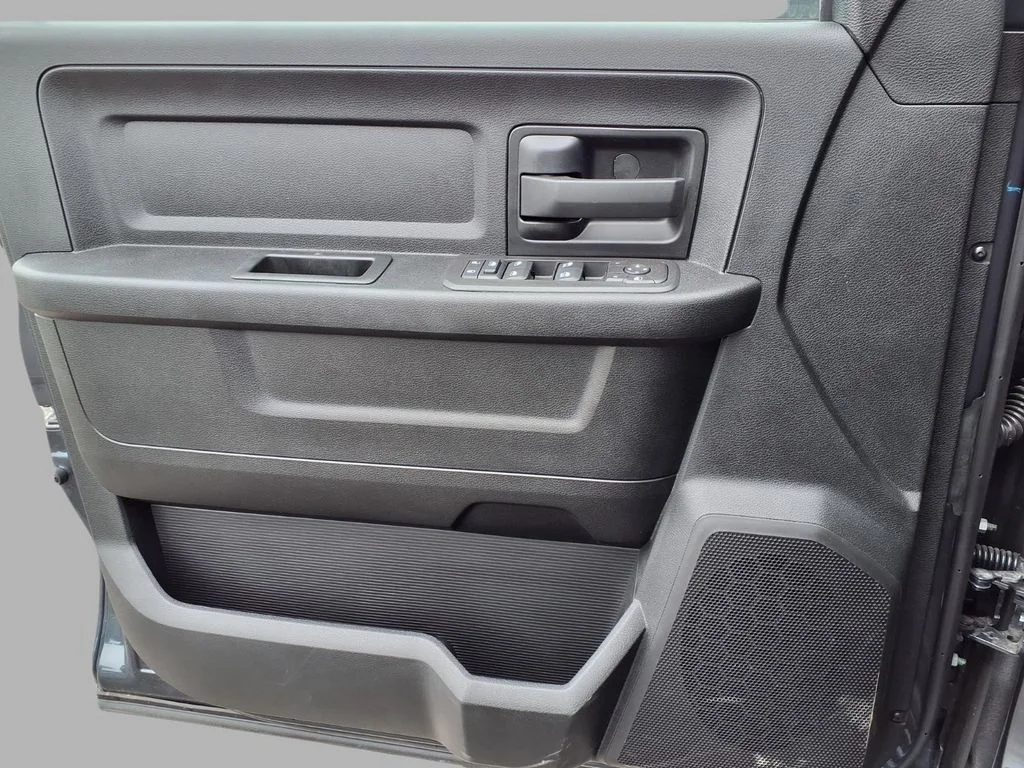 New 2026 Forged Blue Metallic Exterior Paint RAM Tradesman image 17