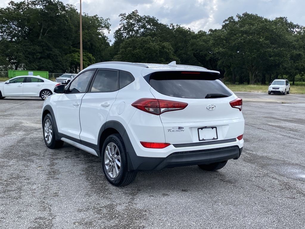 Used 2018 Dazzling White Hyundai SEL image 6