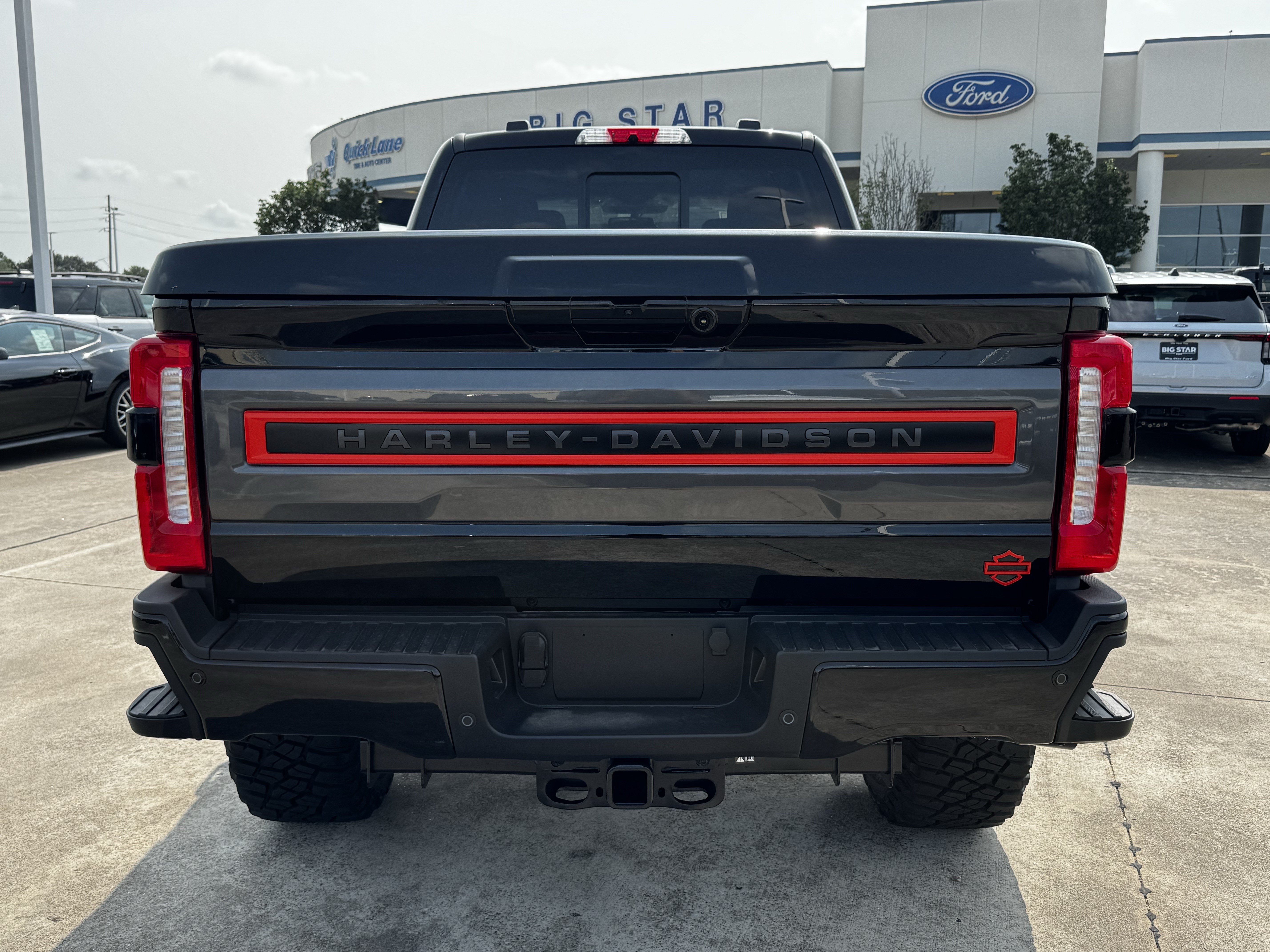 New 2026 Agate Black Metallic Ford LARIAT image 9