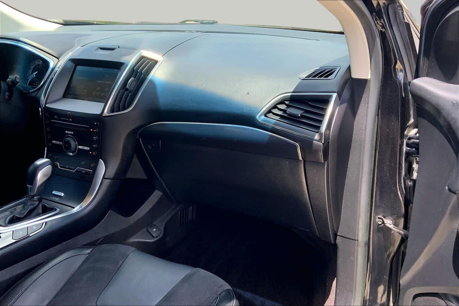 Used 2015 Tuxedo Black Ford Sport image 18