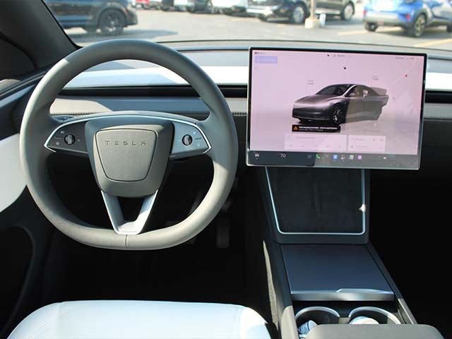 Used 2026  Tesla Premium image 9