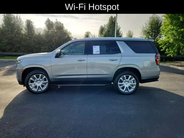 Used 2024 Gray Chevrolet High Country image 4