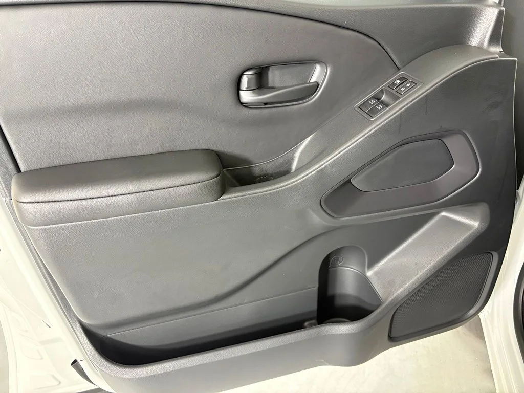 New 2026 Glacier White Nissan King Cab® S image 14
