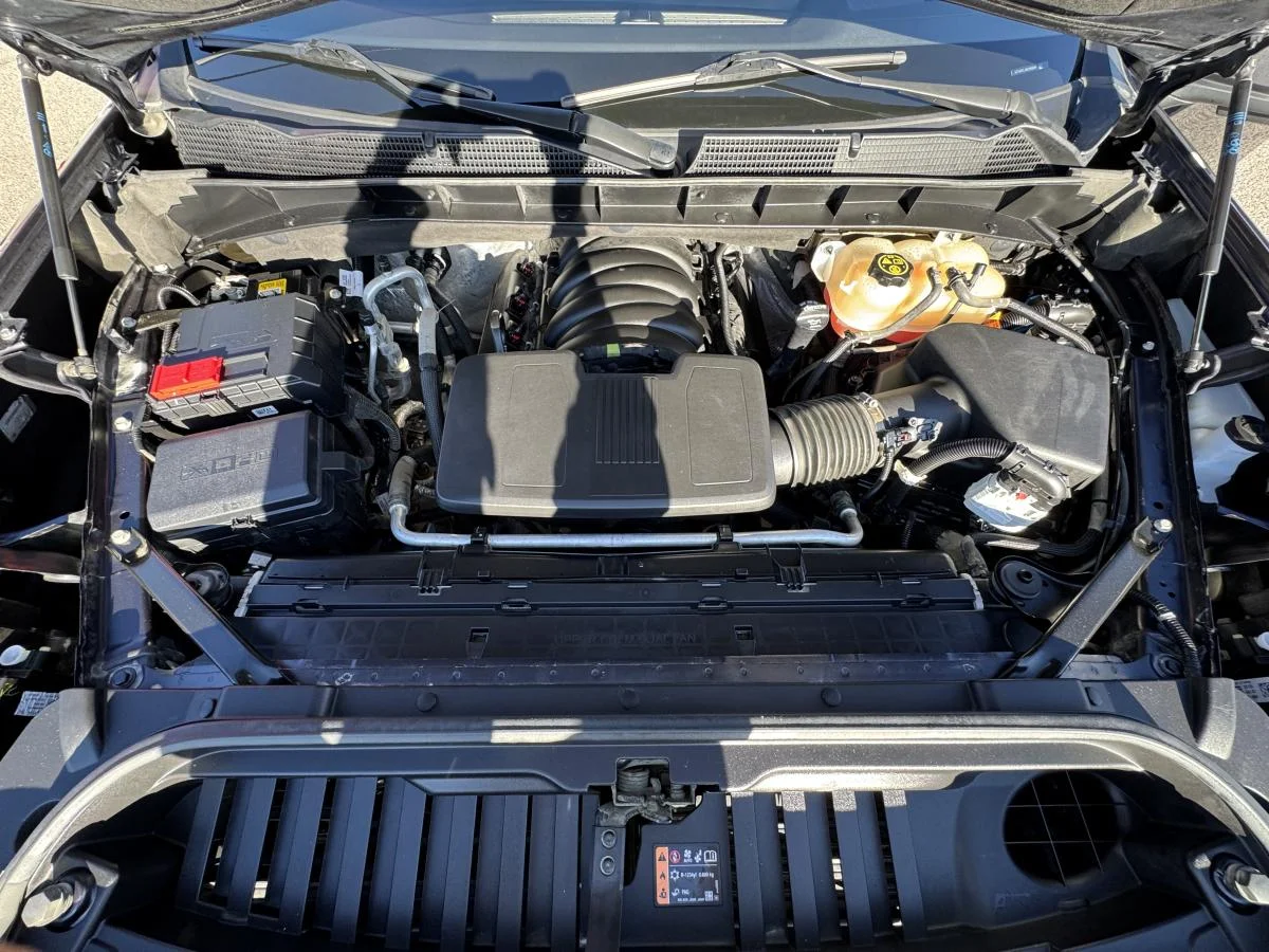 Used 2022 Grey GMC At4x image 22