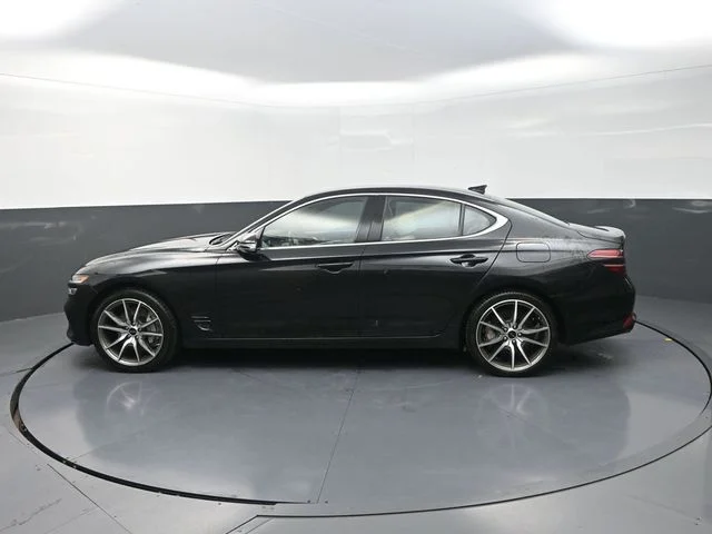 Used 2025 Black Genesis 2.5T image 4