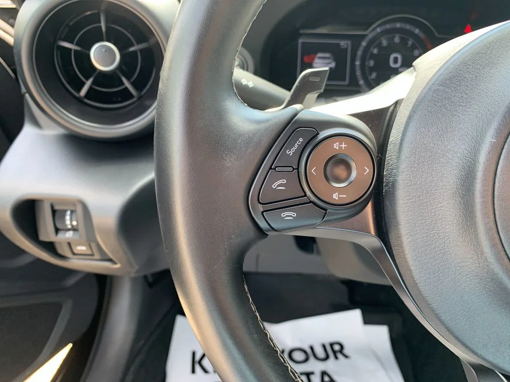 Used 2023  Toyota Base image 22