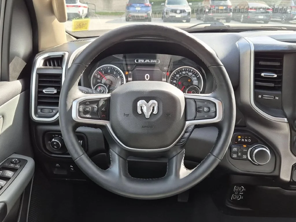 Used 2019 Silver Ram Big Horn/Lone Star image 13