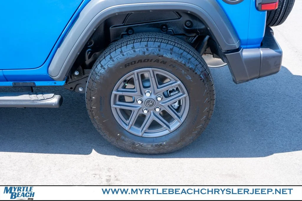 Used 2026 Blue Pearl Jeep Sport S image 13