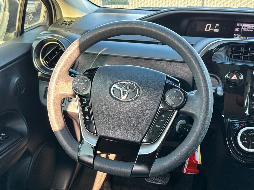 Used 2018  Toyota One image 23