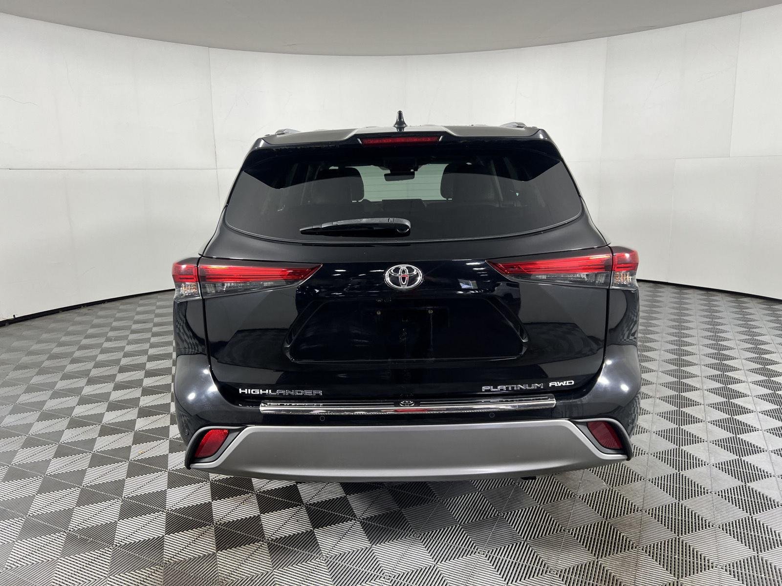 Used 2021 Midnight Black Metallic Toyota Platinum image 7