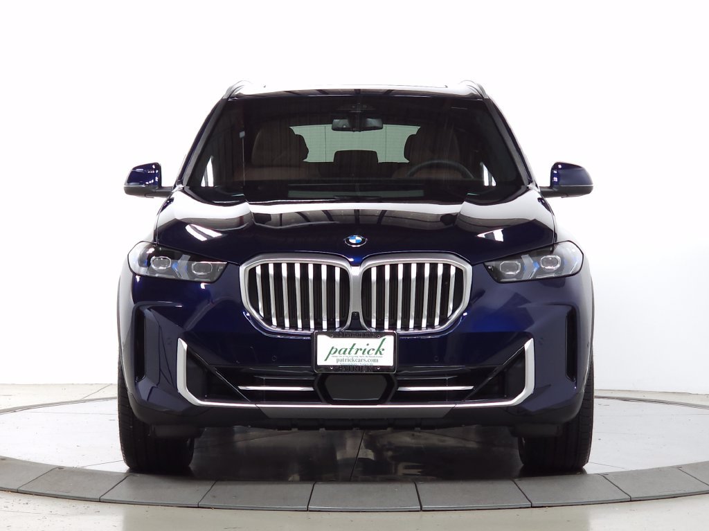 Used 2026 Blue BMW xDrive40i image 2