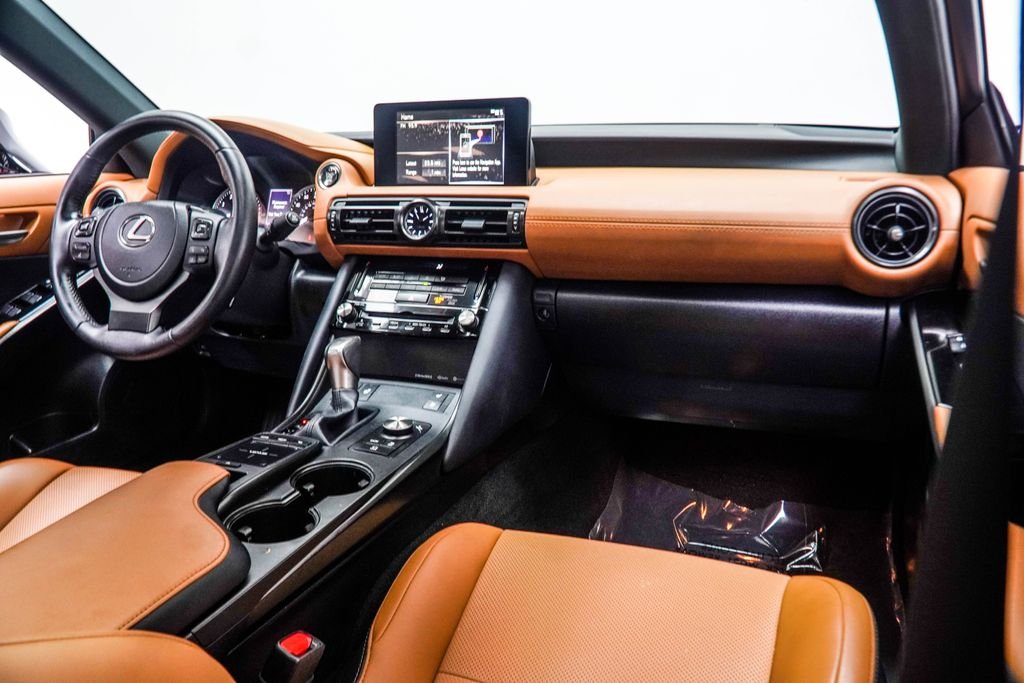 Used 2023 Red Lexus 300 image 18