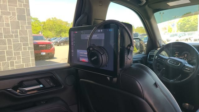2025 GMC Yukon AT4 Ultimate - Photo 23