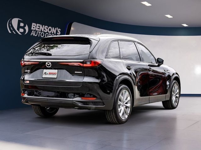 2026 Mazda CX-90 Preferred Package - Photo 4