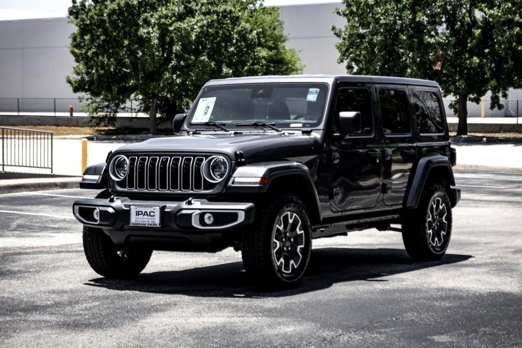 New 2025 Granite Crystal Metallic Clear-Coat Exterior Paint Jeep Sahara image 6