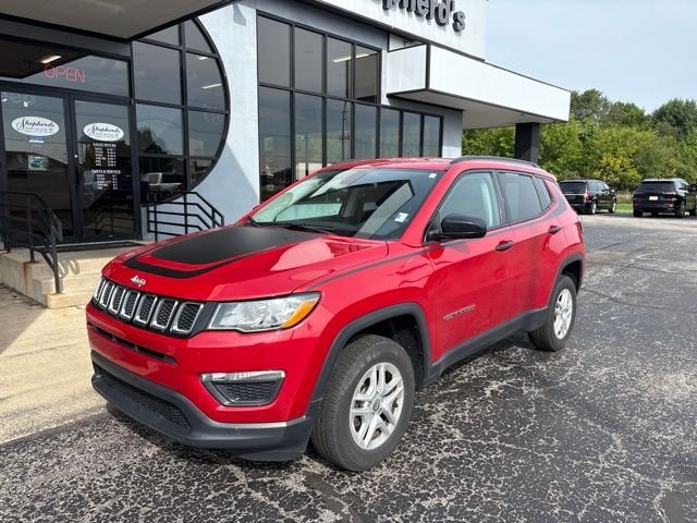 Used 2018 Red Jeep Sport image 2