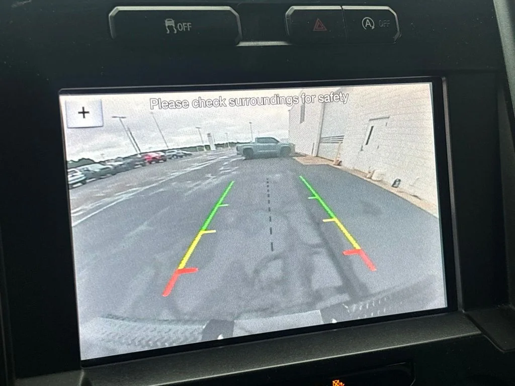 Used 2018 Gray Ford XLT image 11