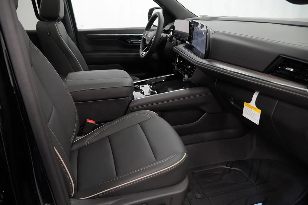 New 2026 Black Chevrolet Premier image 31