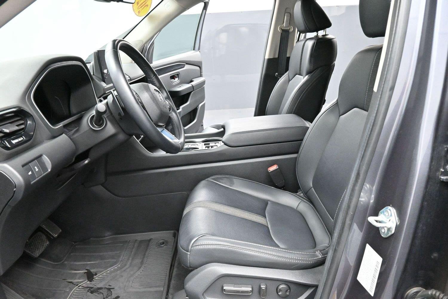 Used 2024 Gray Honda Touring image 14