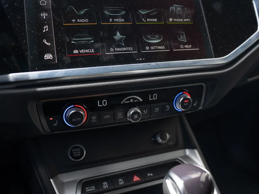 Used 2024 Black Audi Premium Plus image 26