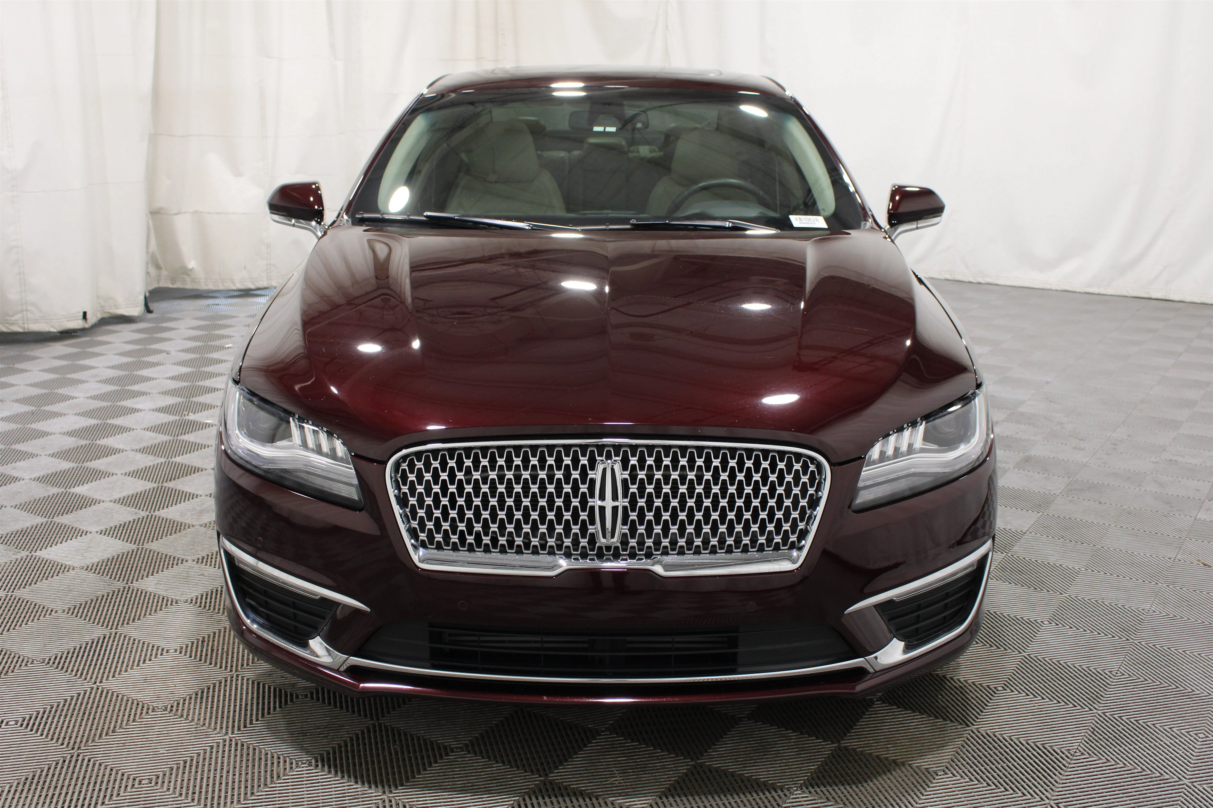 Used 2018 Burgundy Velvet Metallic Tinted Clearcoat Lincoln Select image 35