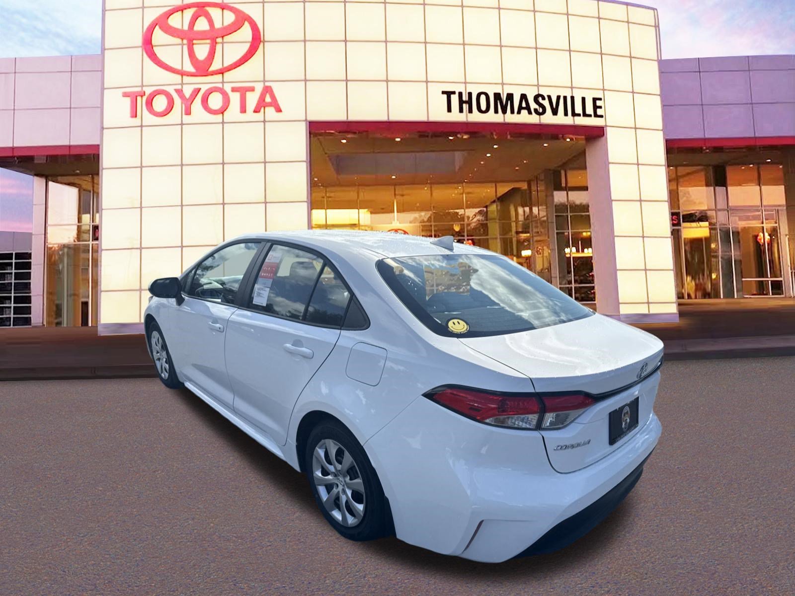 Used 2025  Toyota  image 7
